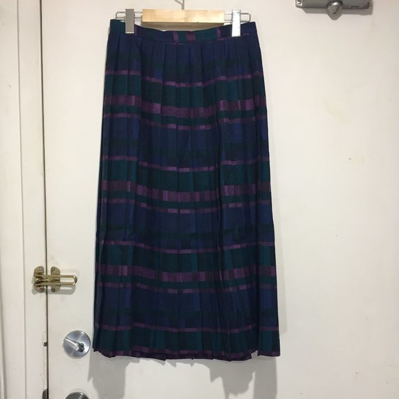 VINTAGE LOUBEN PLAID PLEATED WOOL SKIRTS SIZE 10P - Picture 4 of 6